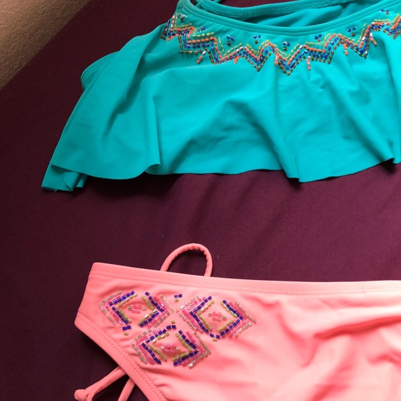 Beaded bikini - Picture 2 of 3